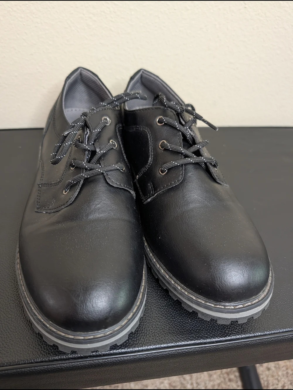 Freeman Charlie Boys' Black Lace-Up Shoes Size 7M